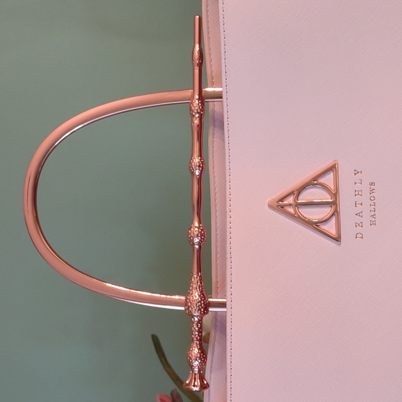 Loungefly Harry Potter Elder Wand Purse NWOT - Picture 3 of 7